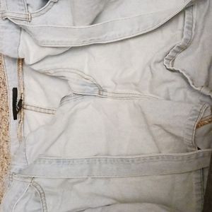 Forever 21 Jean shorts size 18